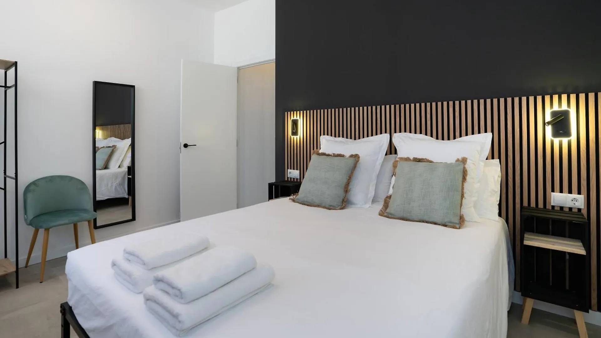 Nomad Malaga - Airport I Apartment